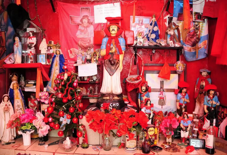 Gauchito Gil, altar, Santaos populares, religión vivida Argentina.